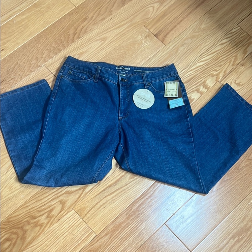 Sonoma Blue Straight Leg Jeans Classic Style slimming NWT